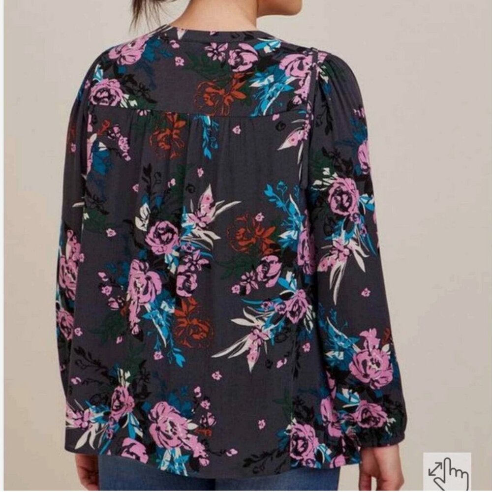 TORRID Black Floral Top NWT 3X Boho Tunic - Picture 3 of 7